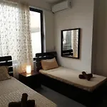 Character Maisonette Spinola Bay Apartament *