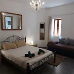 Character Maisonette Spinola Bay