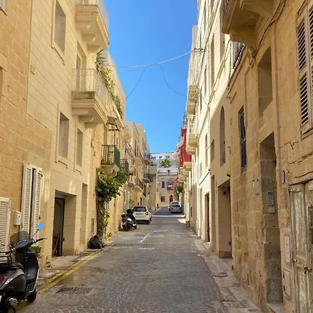 Character Maisonette Spinola Bay * San Ġiljan