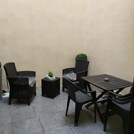 Character Maisonette Spinola Bay