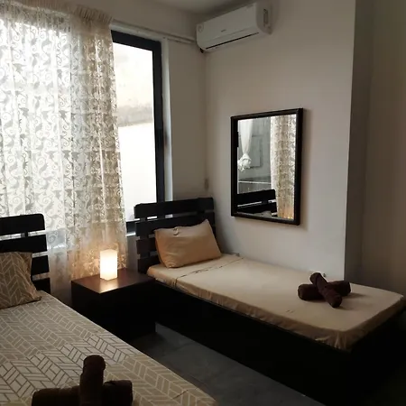 Character Maisonette Spinola Bay Appartement *