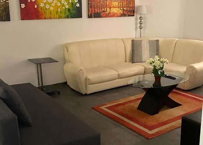 Character Maisonette Spinola Bay