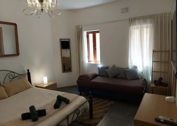 Character Maisonette Spinola Bay アパート Saint Julian's