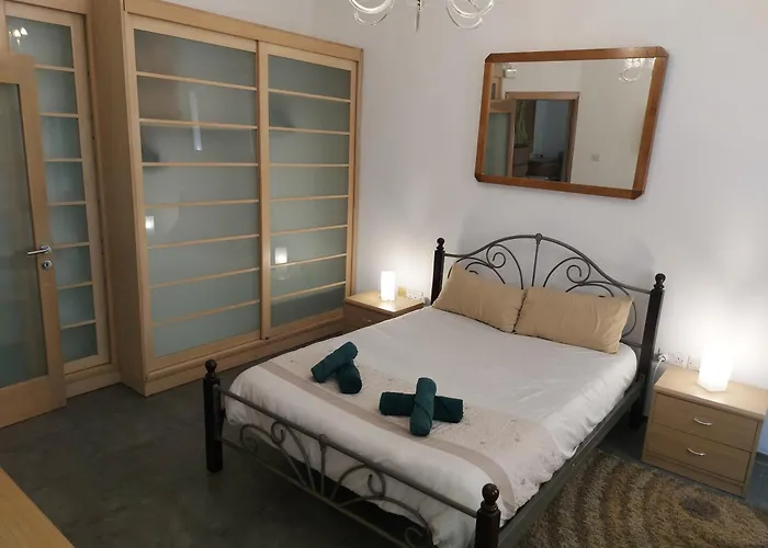 Character Maisonette Spinola Bay