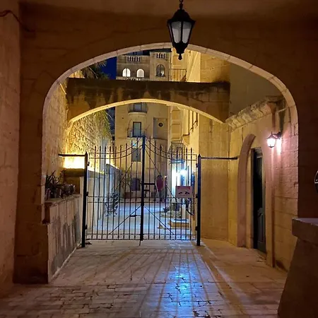 Appartamento Character Maisonette Spinola Bay San Giuliano