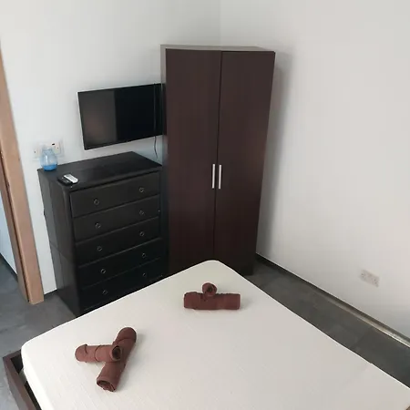 Character Maisonette Spinola Bay