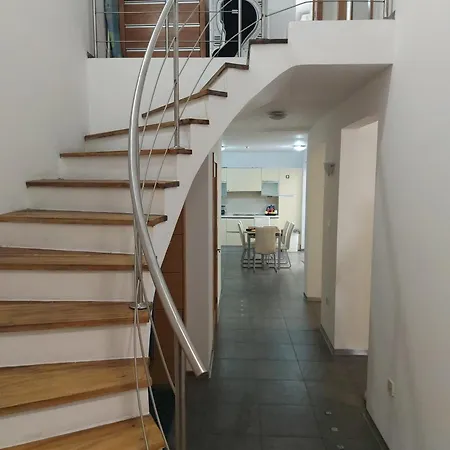 Character Maisonette Spinola Bay